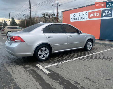 Сірий Кіа Маджентіс, об'ємом двигуна 2 л та пробігом 269 тис. км за 5350 $, фото 2 на Automoto.ua
