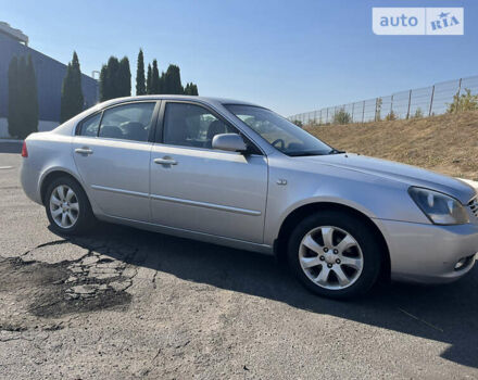 Сірий Кіа Маджентіс, об'ємом двигуна 2 л та пробігом 203 тис. км за 5900 $, фото 4 на Automoto.ua
