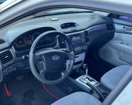 Сірий Кіа Маджентіс, об'ємом двигуна 0 л та пробігом 278 тис. км за 3500 $, фото 4 на Automoto.ua