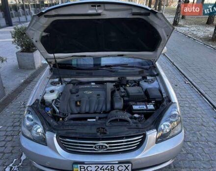 Сірий Кіа Маджентіс, об'ємом двигуна 2 л та пробігом 242 тис. км за 6200 $, фото 37 на Automoto.ua