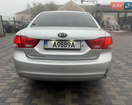 Сірий Кіа Маджентіс, об'ємом двигуна 2 л та пробігом 265 тис. км за 6500 $, фото 2 на Automoto.ua