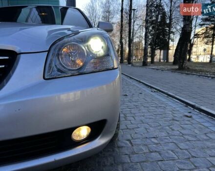 Сірий Кіа Маджентіс, об'ємом двигуна 2 л та пробігом 242 тис. км за 6200 $, фото 29 на Automoto.ua