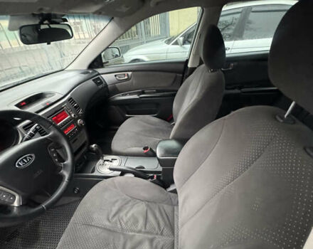 Сірий Кіа Маджентіс, об'ємом двигуна 2 л та пробігом 265 тис. км за 6500 $, фото 18 на Automoto.ua