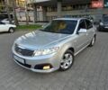 Сірий Кіа Маджентіс, об'ємом двигуна 2 л та пробігом 163 тис. км за 7500 $, фото 1 на Automoto.ua