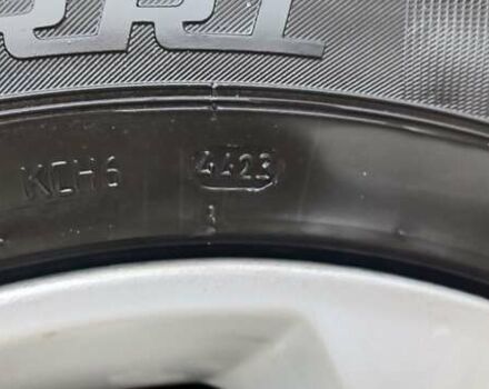 Сірий Кіа Маджентіс, об'ємом двигуна 2 л та пробігом 191 тис. км за 7700 $, фото 11 на Automoto.ua