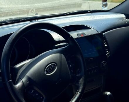 Сірий Кіа Маджентіс, об'ємом двигуна 2 л та пробігом 208 тис. км за 7200 $, фото 9 на Automoto.ua