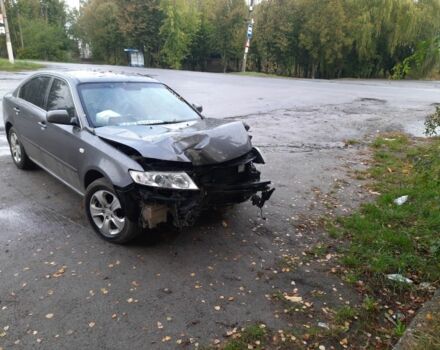 Серый Киа Маджентис, объемом двигателя 2 л и пробегом 267 тыс. км за 2200 $, фото 8 на Automoto.ua