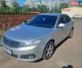 Сірий Кіа Маджентіс, об'ємом двигуна 2 л та пробігом 265 тис. км за 5600 $, фото 1 на Automoto.ua