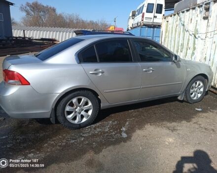 Сірий Кіа Маджентіс, об'ємом двигуна 2 л та пробігом 157 тис. км за 6000 $, фото 7 на Automoto.ua