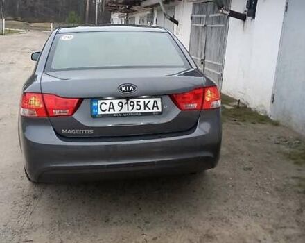 Сірий Кіа Маджентіс, об'ємом двигуна 2 л та пробігом 191 тис. км за 7700 $, фото 5 на Automoto.ua
