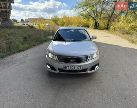 Сірий Кіа Маджентіс, об'ємом двигуна 2 л та пробігом 237 тис. км за 5799 $, фото 1 на Automoto.ua