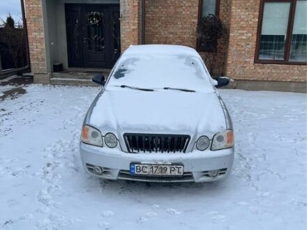 Сірий Кіа Маджентіс, об'ємом двигуна 2 л та пробігом 300 тис. км за 1600 $, фото 1 на Automoto.ua