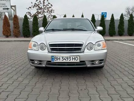 Серый Киа Маджентис, объемом двигателя 2 л и пробегом 270 тыс. км за 2600 $, фото 1 на Automoto.ua