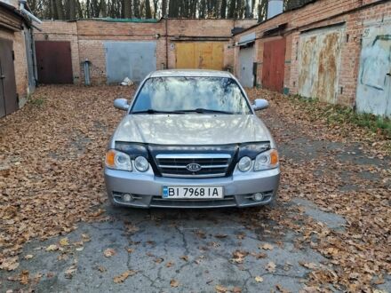 Серый Киа Маджентис, объемом двигателя 2 л и пробегом 340 тыс. км за 2800 $, фото 1 на Automoto.ua