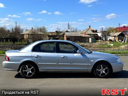 Кіа Маджентіс 2006 у Славянске на Automoto.ua Сірий Кіа Маджентіс, об'ємом двигуна 2 л та пробігом 187 тис. км за 4700 $, фото 1 на Automoto.ua