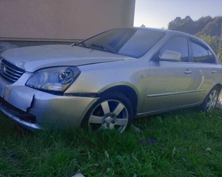 Сірий Кіа Маджентіс, об'ємом двигуна 0 л та пробігом 325 тис. км за 2099 $, фото 1 на Automoto.ua