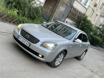 Кіа Маджентіс 2007 у Дніпро (Дніпропетровську) на Automoto.ua Сірий Кіа Маджентіс, об'ємом двигуна 2 л та пробігом 250 тис. км за 3950 $, фото 1 на Automoto.ua