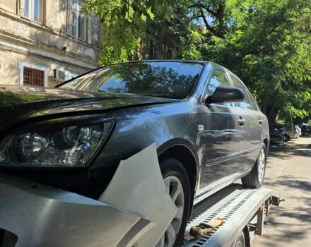 Сірий Кіа Маджентіс, об'ємом двигуна 2 л та пробігом 245 тис. км за 3198 $, фото 1 на Automoto.ua
