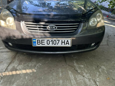 Кіа Маджентіс 2008 у Миколаєві на Automoto.ua Сірий Кіа Маджентіс, об'ємом двигуна 2 л та пробігом 310 тис. км за 5400 $, фото 1 на Automoto.ua