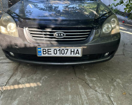 Сірий Кіа Маджентіс, об'ємом двигуна 2 л та пробігом 310 тис. км за 5400 $, фото 1 на Automoto.ua