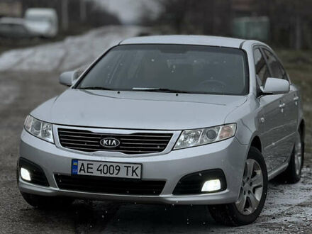 Серый Киа Маджентис, объемом двигателя 2 л и пробегом 214 тыс. км за 7250 $, фото 1 на Automoto.ua