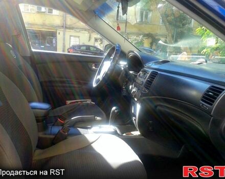 Синий Киа Маджентис, объемом двигателя 2 л и пробегом 373 тыс. км за 5700 $, фото 5 на Automoto.ua