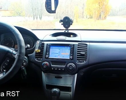 Синий Киа Маджентис, объемом двигателя 2.7 л и пробегом 383 тыс. км за 5500 $, фото 13 на Automoto.ua