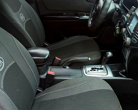 Синий Киа Маджентис, объемом двигателя 2.7 л и пробегом 383 тыс. км за 5500 $, фото 11 на Automoto.ua