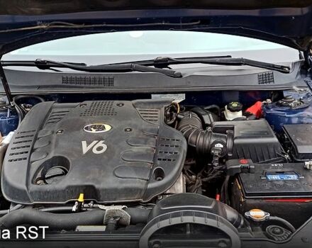 Синий Киа Маджентис, объемом двигателя 2.7 л и пробегом 383 тыс. км за 5500 $, фото 8 на Automoto.ua