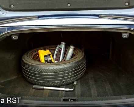 Синий Киа Маджентис, объемом двигателя 2.7 л и пробегом 383 тыс. км за 5500 $, фото 9 на Automoto.ua