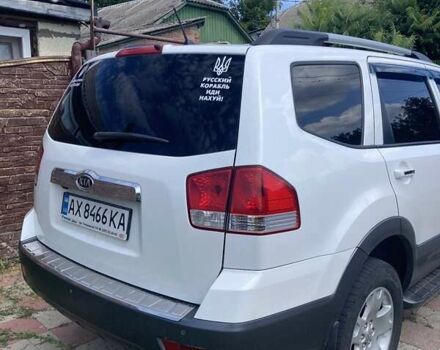 Білий Кіа Мохаве, об'ємом двигуна 3.78 л та пробігом 267 тис. км за 11350 $, фото 1 на Automoto.ua