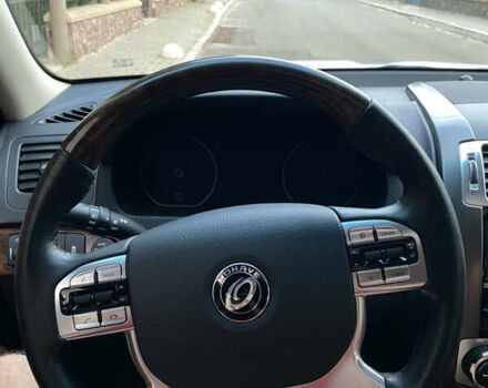 Білий Кіа Мохаве, об'ємом двигуна 3 л та пробігом 83 тис. км за 27500 $, фото 48 на Automoto.ua