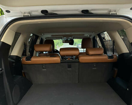 Білий Кіа Мохаве, об'ємом двигуна 3 л та пробігом 83 тис. км за 27500 $, фото 42 на Automoto.ua