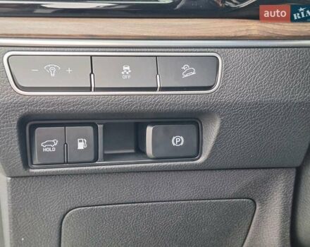 Белый Киа Мохаве, объемом двигателя 2.96 л и пробегом 38 тыс. км за 48950 $, фото 18 на Automoto.ua