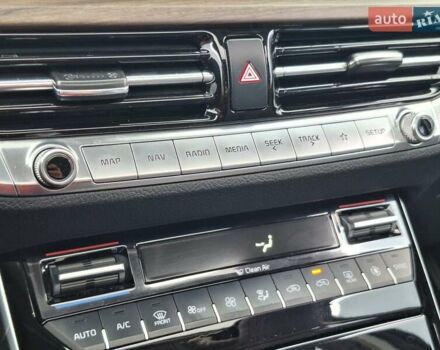 Белый Киа Мохаве, объемом двигателя 2.96 л и пробегом 38 тыс. км за 48950 $, фото 41 на Automoto.ua