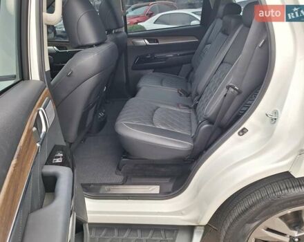 Белый Киа Мохаве, объемом двигателя 2.96 л и пробегом 38 тыс. км за 48950 $, фото 21 на Automoto.ua