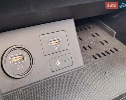 Белый Киа Мохаве, объемом двигателя 2.96 л и пробегом 38 тыс. км за 48950 $, фото 53 на Automoto.ua