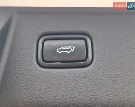 Белый Киа Мохаве, объемом двигателя 2.96 л и пробегом 38 тыс. км за 48950 $, фото 24 на Automoto.ua