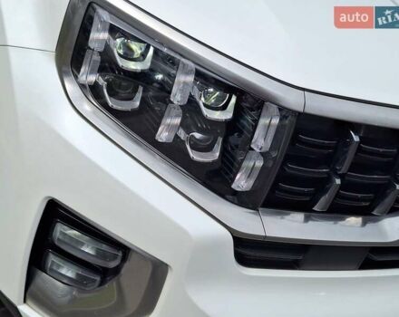 Белый Киа Мохаве, объемом двигателя 2.96 л и пробегом 38 тыс. км за 48950 $, фото 4 на Automoto.ua