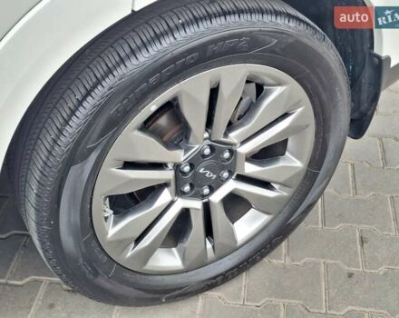 Белый Киа Мохаве, объемом двигателя 2.96 л и пробегом 38 тыс. км за 48950 $, фото 11 на Automoto.ua