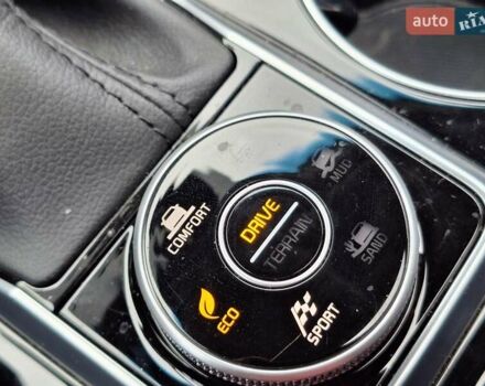 Белый Киа Мохаве, объемом двигателя 2.96 л и пробегом 38 тыс. км за 48950 $, фото 43 на Automoto.ua