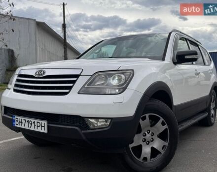 Белый Киа Мохаве, объемом двигателя 2.96 л и пробегом 170 тыс. км за 15000 $, фото 1 на Automoto.ua