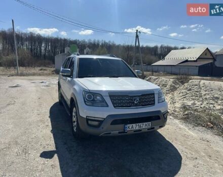 Белый Киа Мохаве, объемом двигателя 2.96 л и пробегом 156 тыс. км за 20900 $, фото 1 на Automoto.ua