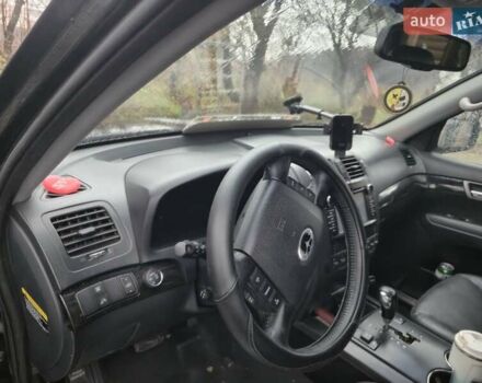 Чорний Кіа Мохаве, об'ємом двигуна 3.78 л та пробігом 296 тис. км за 13700 $, фото 13 на Automoto.ua