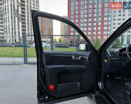 Чорний Кіа Мохаве, об'ємом двигуна 3 л та пробігом 195 тис. км за 14500 $, фото 13 на Automoto.ua