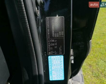 Чорний Кіа Мохаве, об'ємом двигуна 2.96 л та пробігом 165 тис. км за 16100 $, фото 2 на Automoto.ua