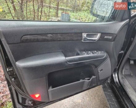 Чорний Кіа Мохаве, об'ємом двигуна 3.78 л та пробігом 296 тис. км за 13700 $, фото 12 на Automoto.ua