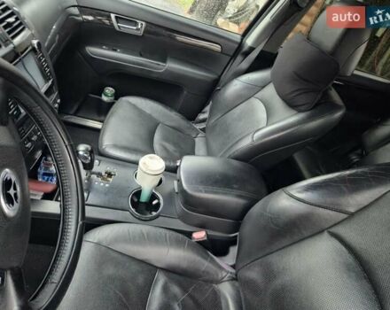 Чорний Кіа Мохаве, об'ємом двигуна 3.78 л та пробігом 296 тис. км за 13700 $, фото 15 на Automoto.ua