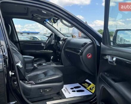 Чорний Кіа Мохаве, об'ємом двигуна 2.96 л та пробігом 194 тис. км за 14500 $, фото 24 на Automoto.ua