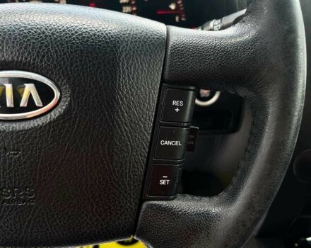 Черный Киа Мохаве, объемом двигателя 3 л и пробегом 194 тыс. км за 13990 $, фото 15 на Automoto.ua